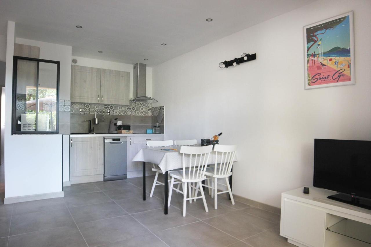 Appartement Provence Heureuse Saint-Cyr-sur-Mer Exterior photo